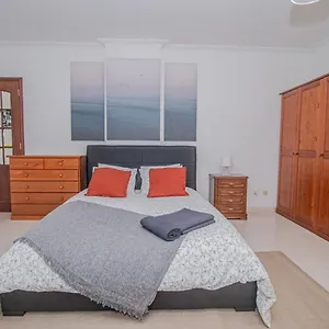 Charming Private In An A2 Penha - Privatunterkunft